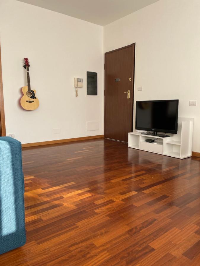 Bicocca Apartment Милан Экстерьер фото